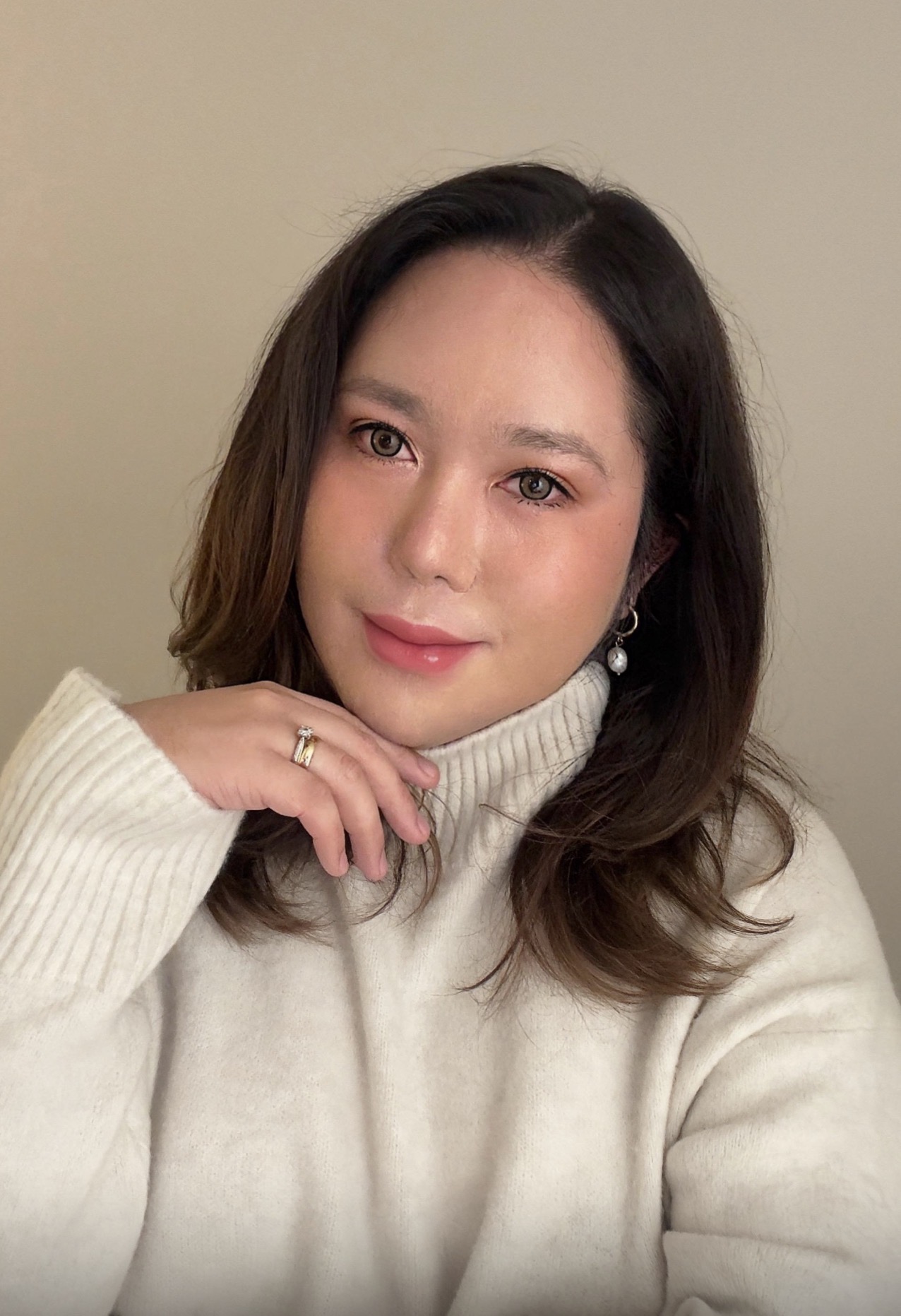 Gil - Senior Hair & Makeup Artist